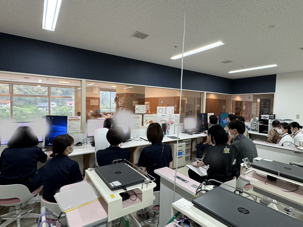 多職種カンファレンスの様子