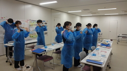 看護技術研修の様子①